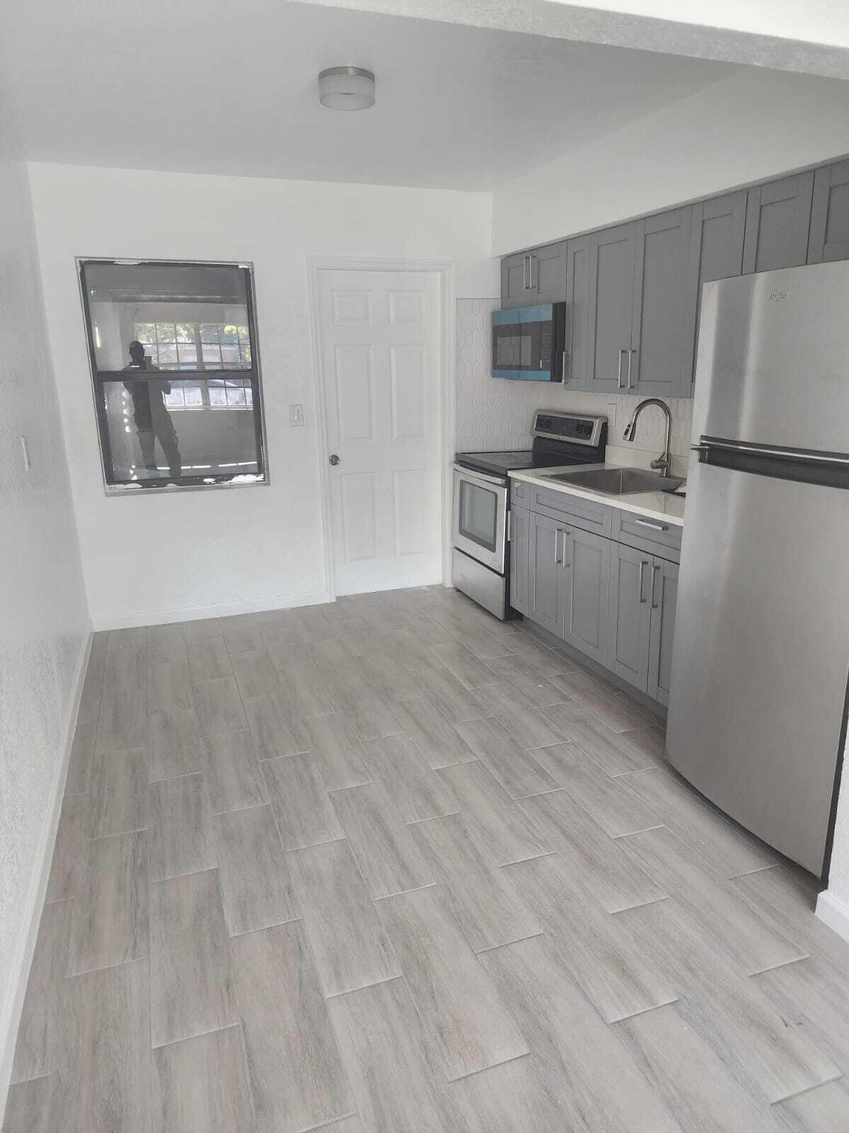 1375 NE 147th St Miami, FL 33169