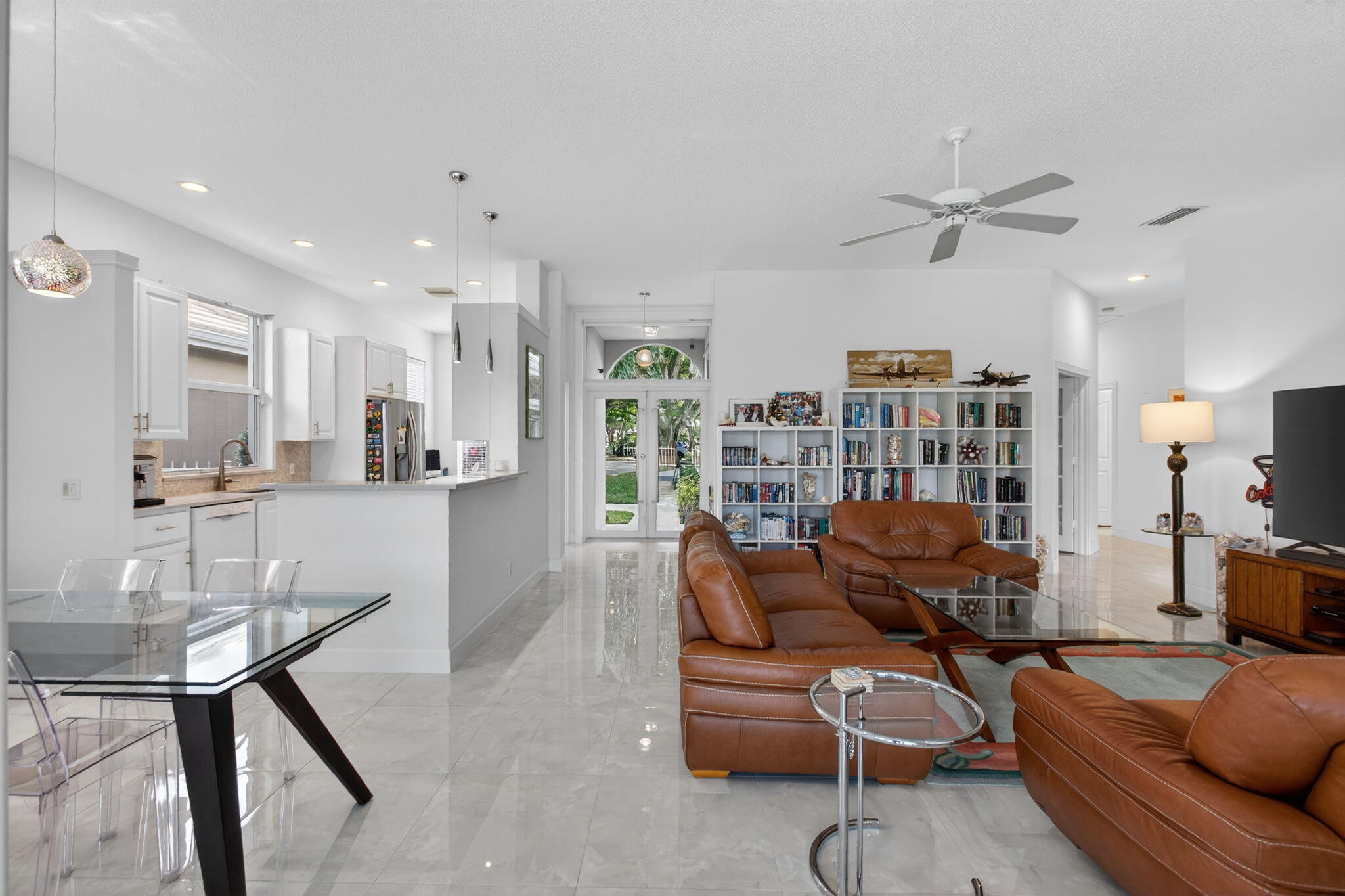 1245 Owl Pointe Cir West Palm Beach, FL 33409