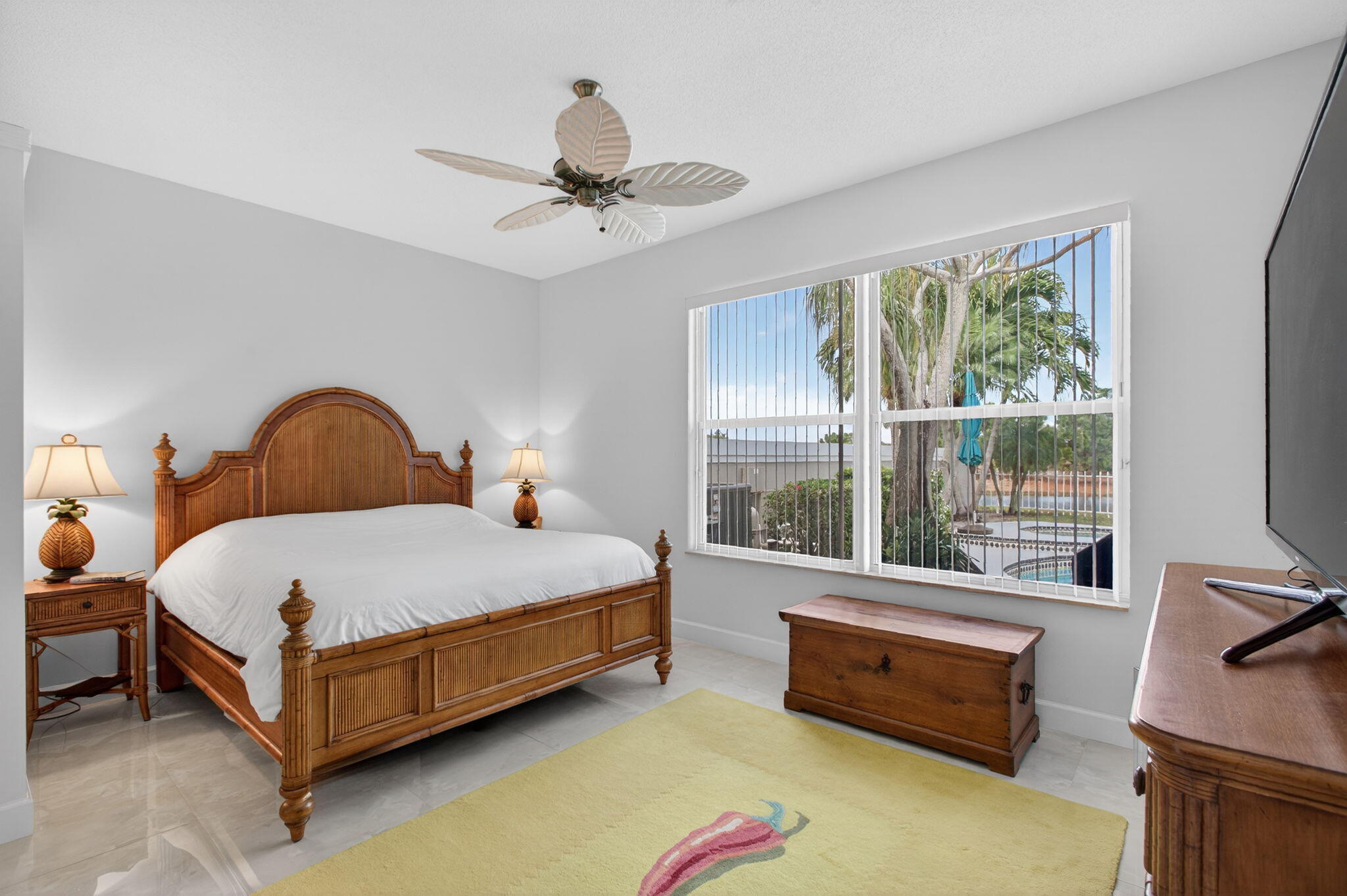 1245 Owl Pointe Cir West Palm Beach, FL 33409