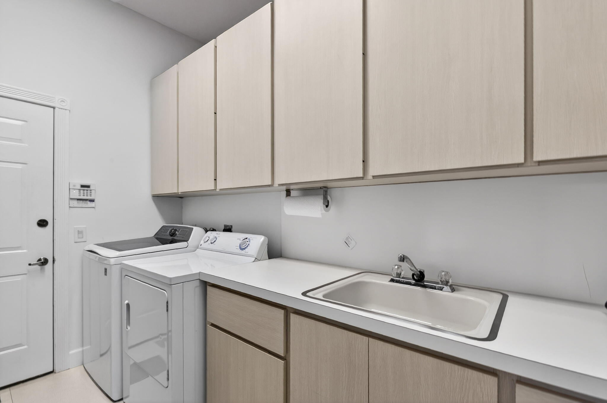 1245 Owl Pointe Cir West Palm Beach, FL 33409