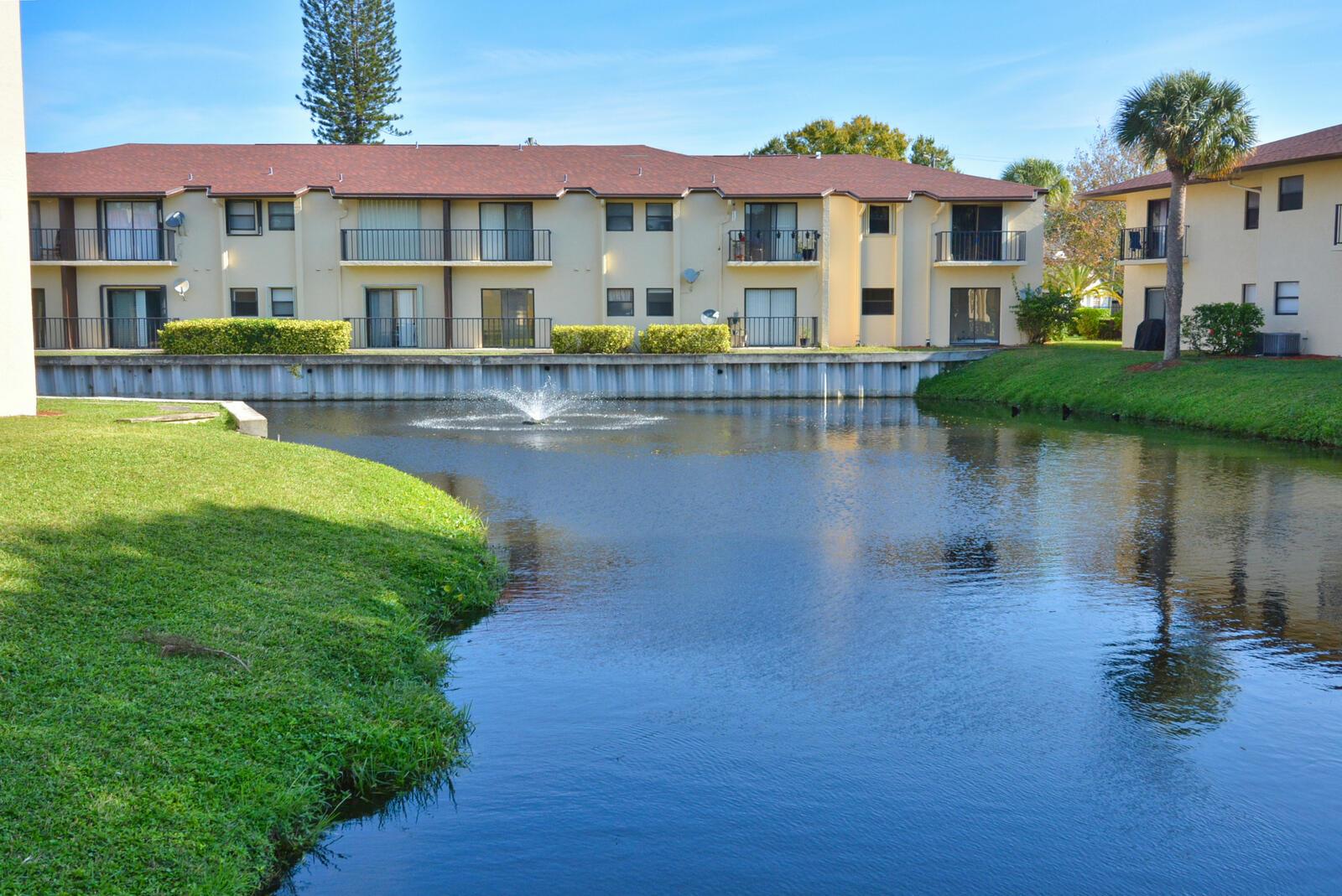 2050 Oleander Blvd #5-306 Fort Pierce, FL 34950