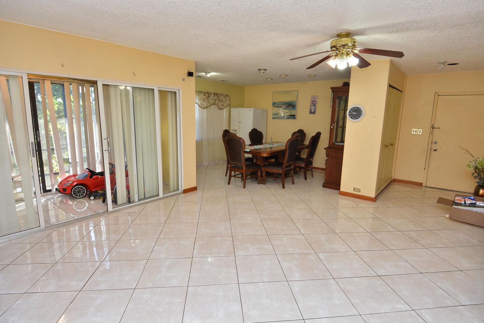 2050 Oleander Blvd #5-306 Fort Pierce, FL 34950