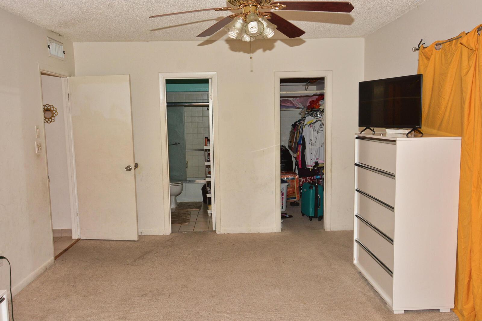 2050 Oleander Blvd #5-306 Fort Pierce, FL 34950