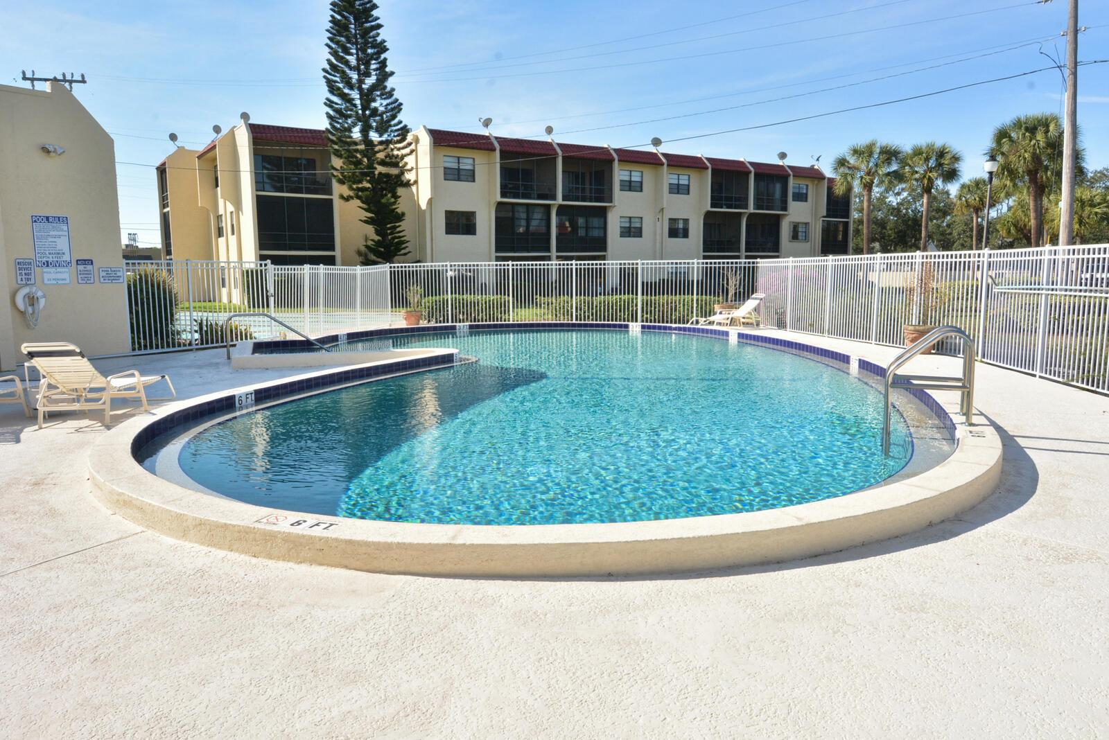 2050 Oleander Blvd #5-306 Fort Pierce, FL 34950