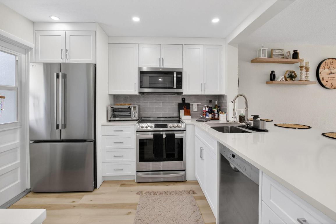 2809 Florida Blvd #310 Delray Beach, FL 33483