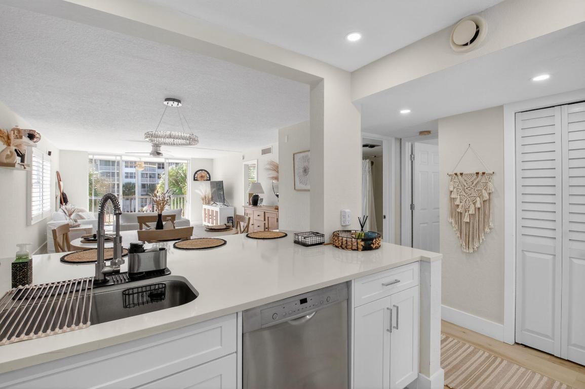 2809 Florida Blvd #310 Delray Beach, FL 33483