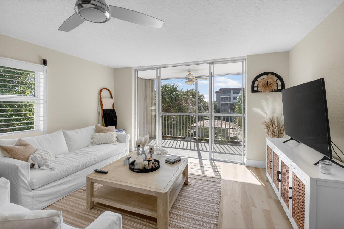 2809 Florida Blvd #310 Delray Beach, FL 33483