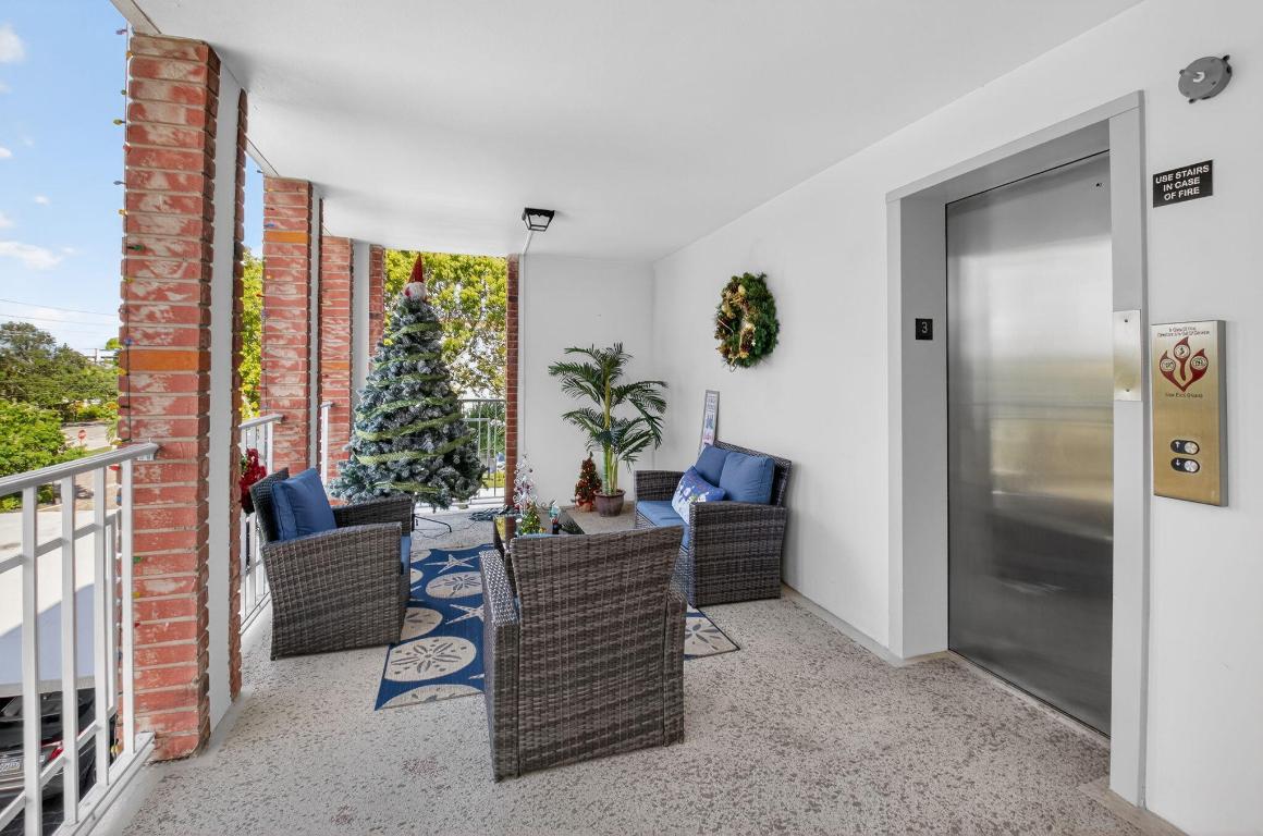 2809 Florida Blvd #310 Delray Beach, FL 33483