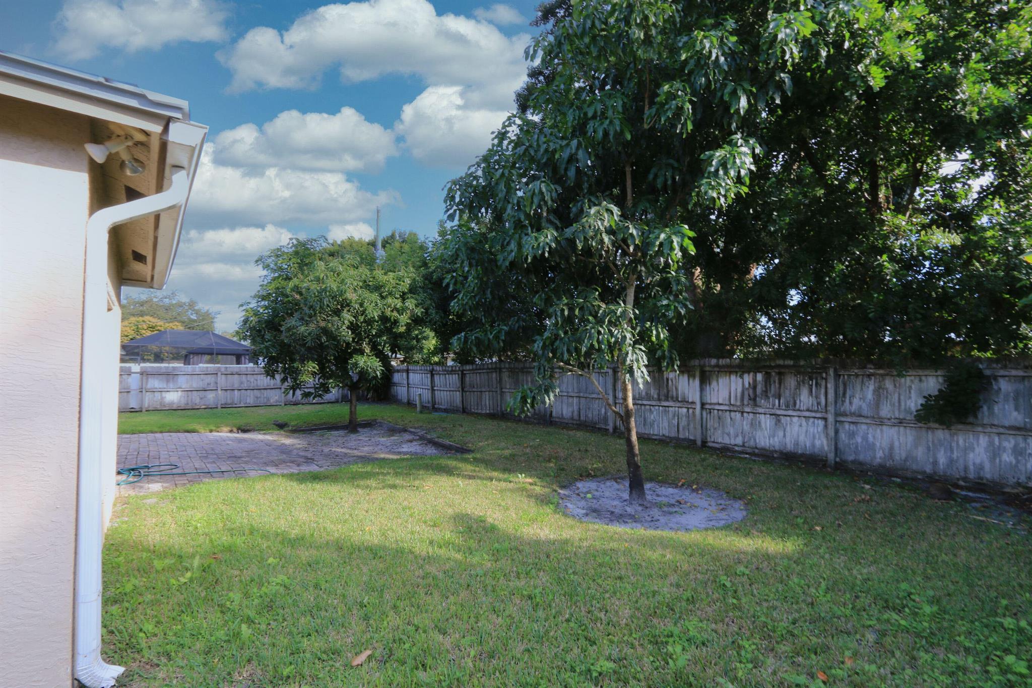 232 SE Verada Ave Port St Lucie, FL 34983