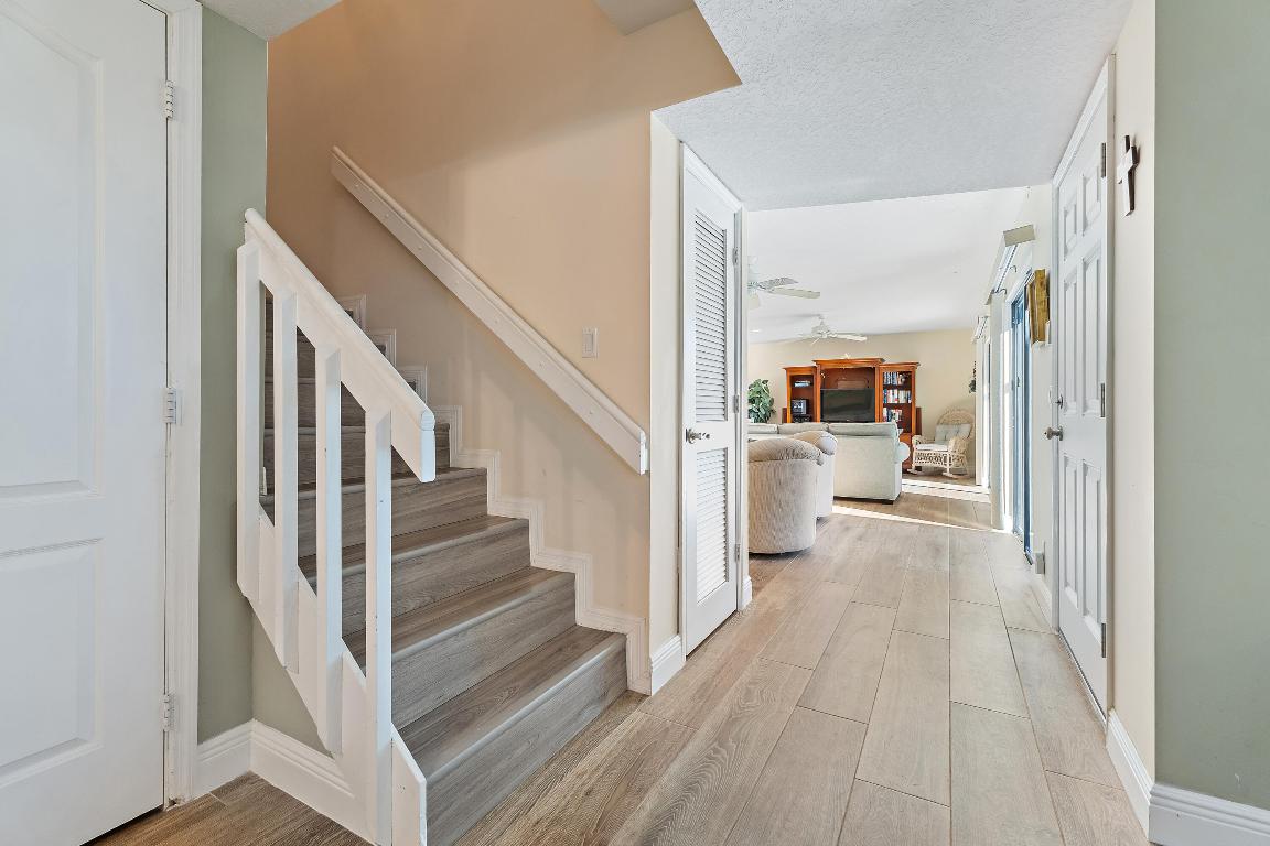 1420 Ocean #28d Jupiter, FL 33477