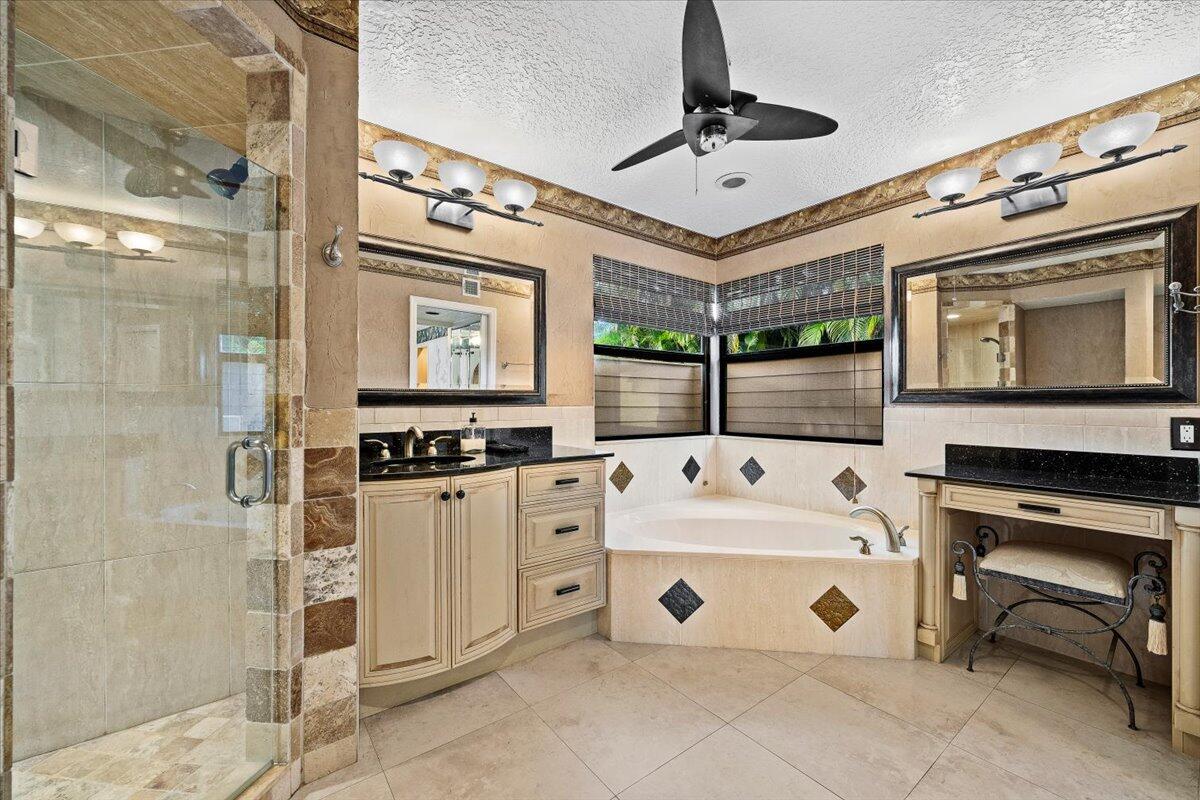 9363 SE Cove Pt Tequesta, FL 33469