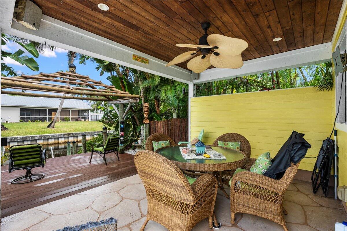 9363 SE Cove Pt Tequesta, FL 33469