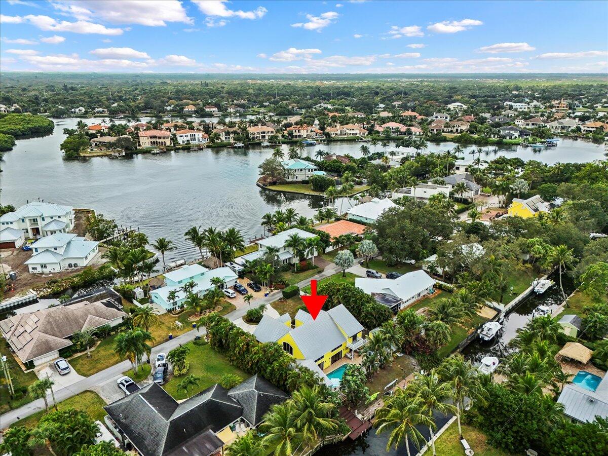 9363 SE Cove Pt Tequesta, FL 33469