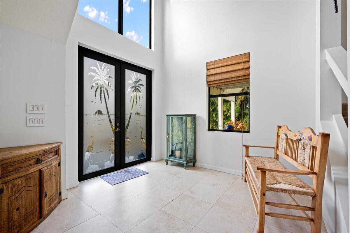 9363 SE Cove Pt Tequesta, FL 33469