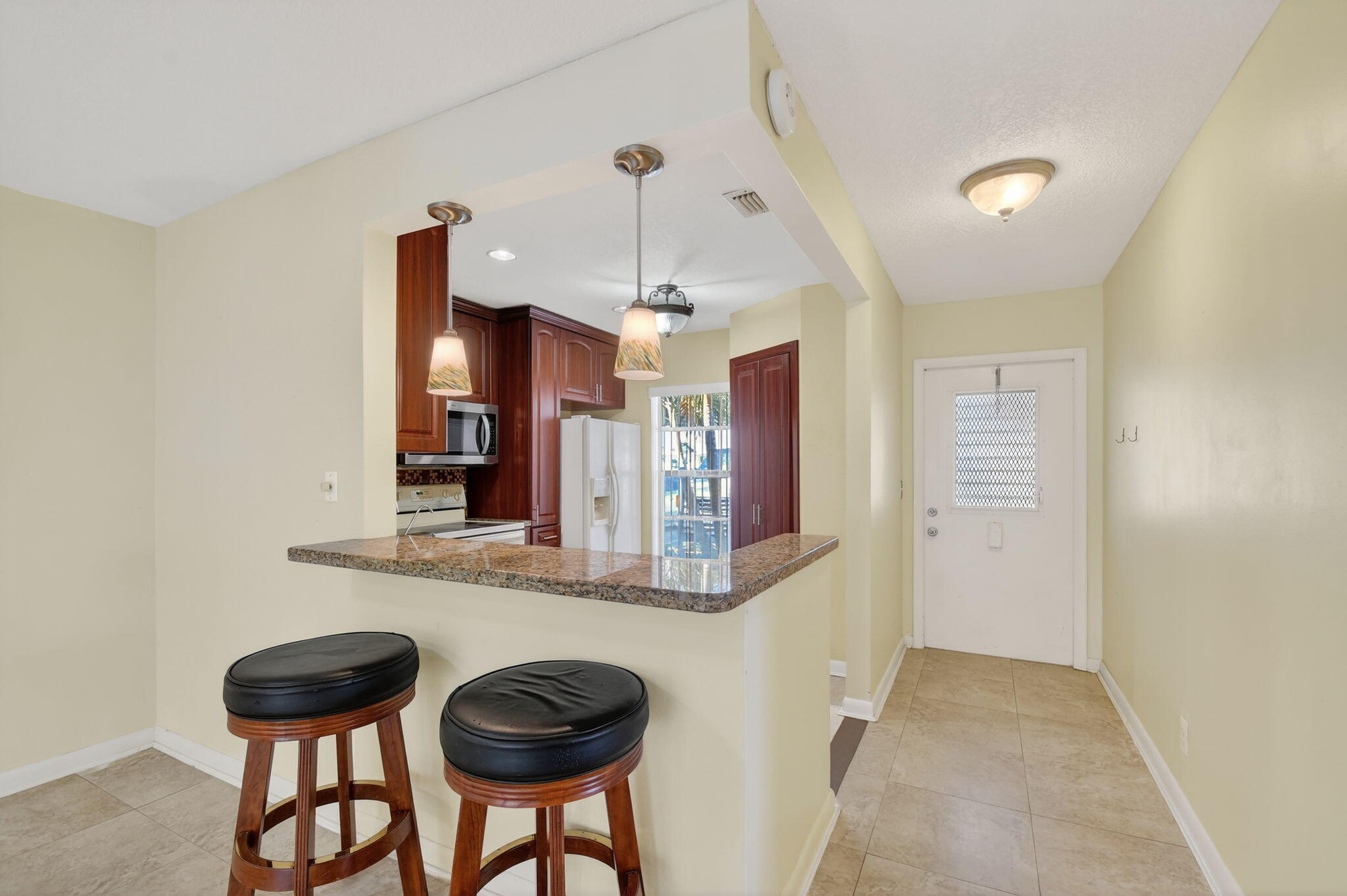 374 Bennington Lake Worth, FL 33467