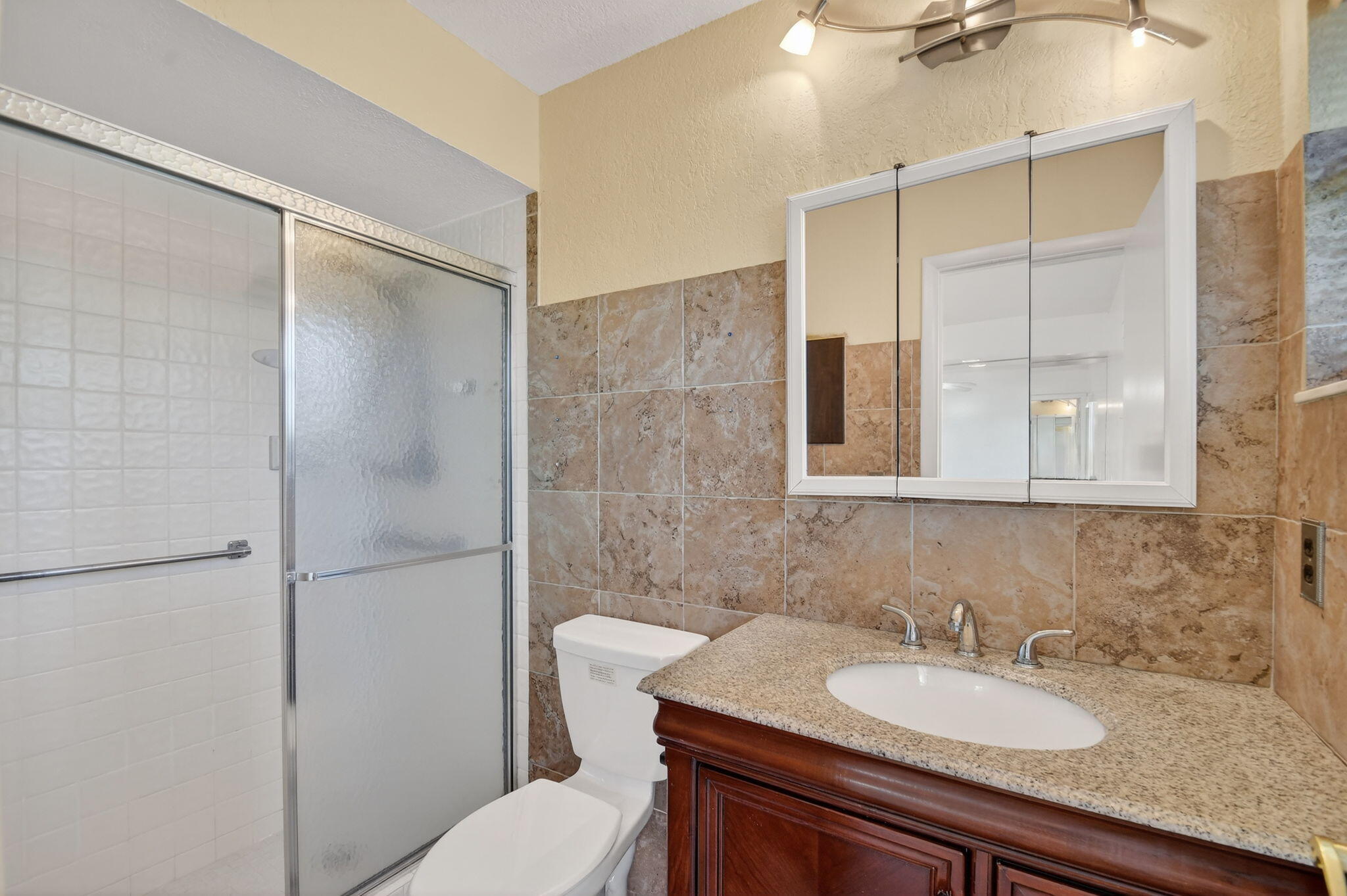 374 Bennington Lake Worth, FL 33467