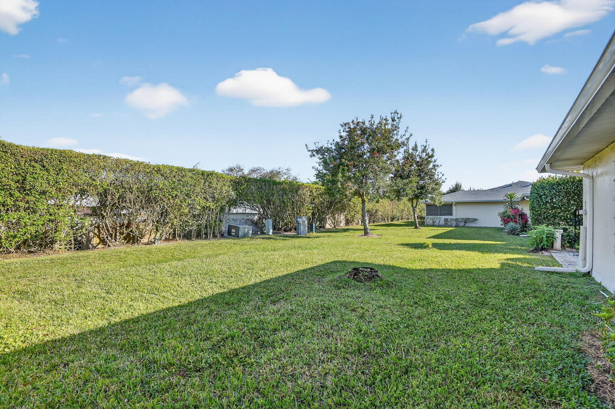 374 Bennington Lake Worth, FL 33467