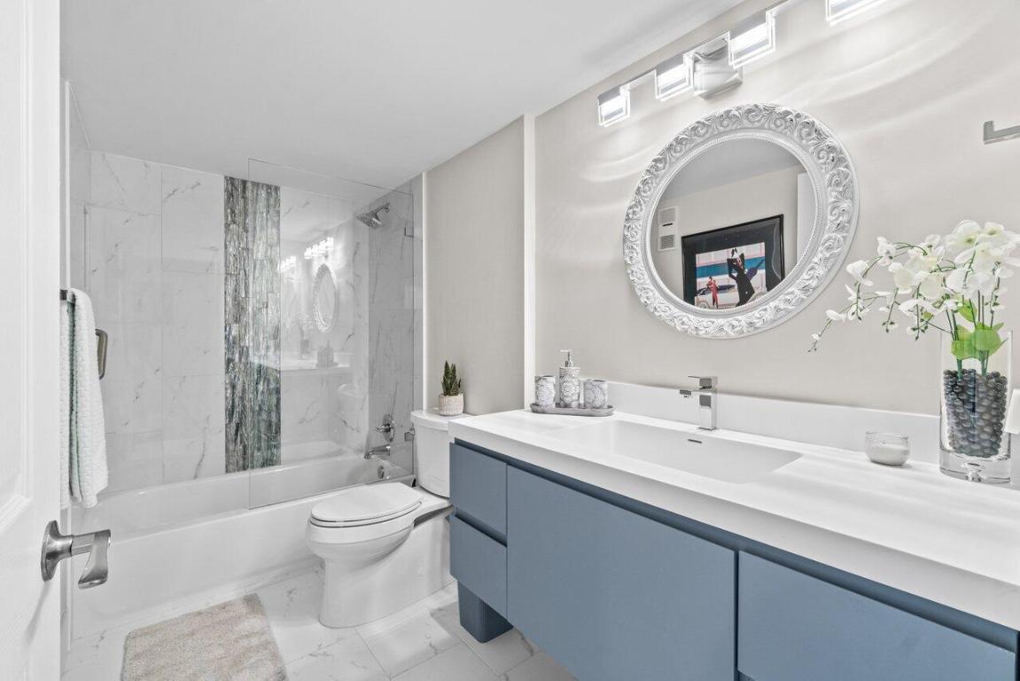 14095 Royal Vis #409 Delray Beach, FL 33484