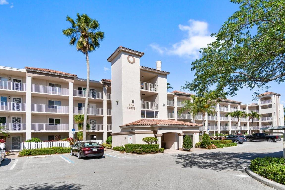 14095 Royal Vis #409 Delray Beach, FL 33484