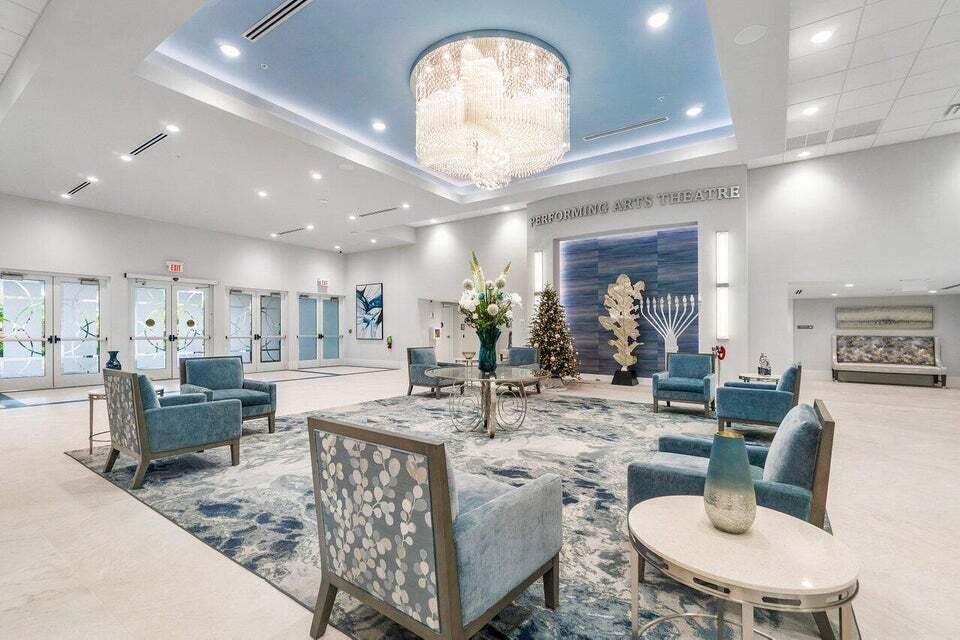 14095 Royal Vis #409 Delray Beach, FL 33484