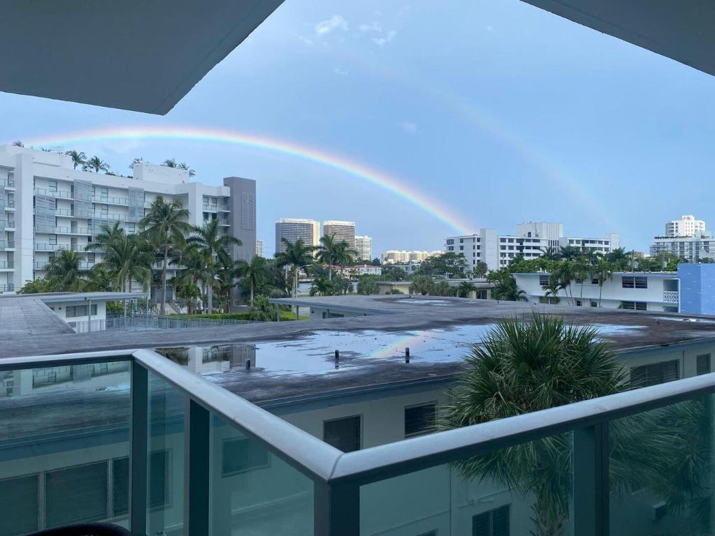 1133 102nd #403 Bay Harbor Islands, FL 33154