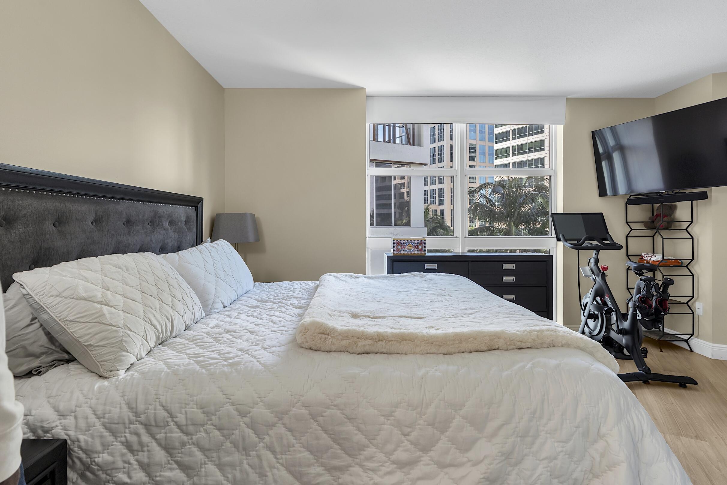 347 N New Riv #1007 Fort Lauderdale, FL 33301