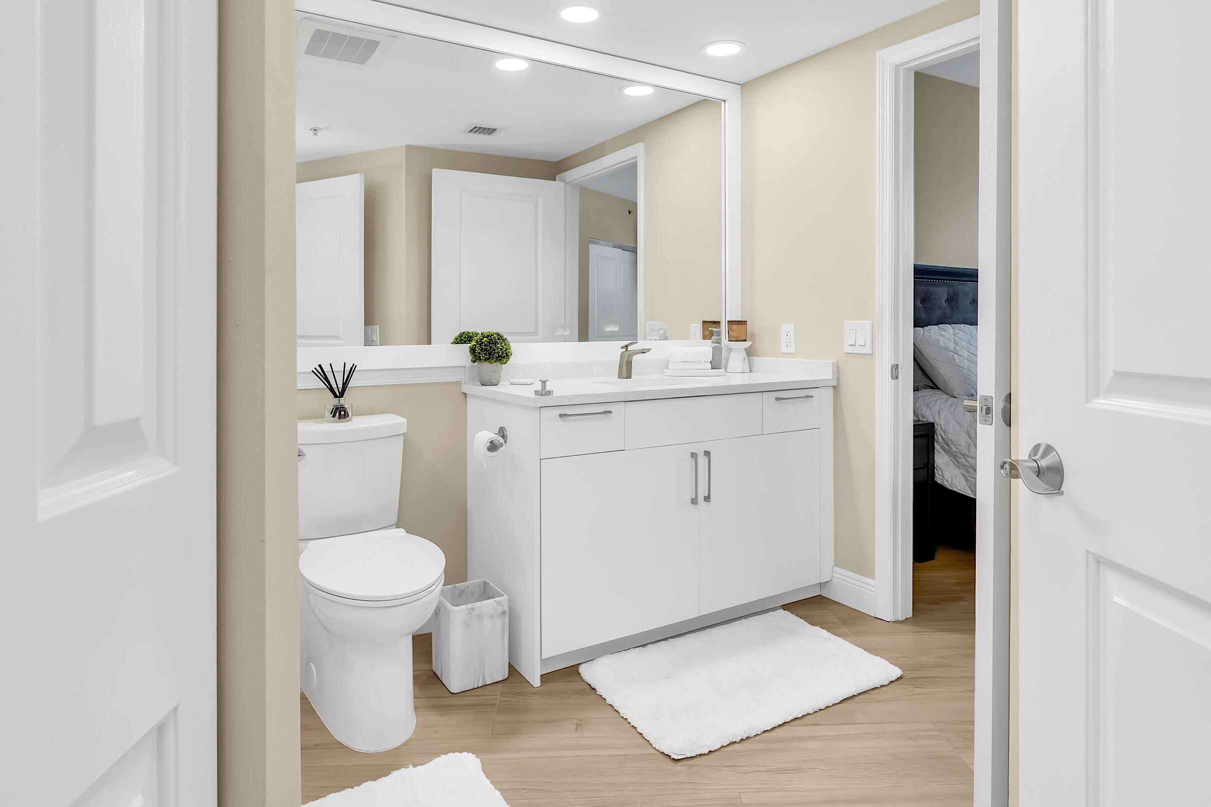 347 N New Riv #1007 Fort Lauderdale, FL 33301