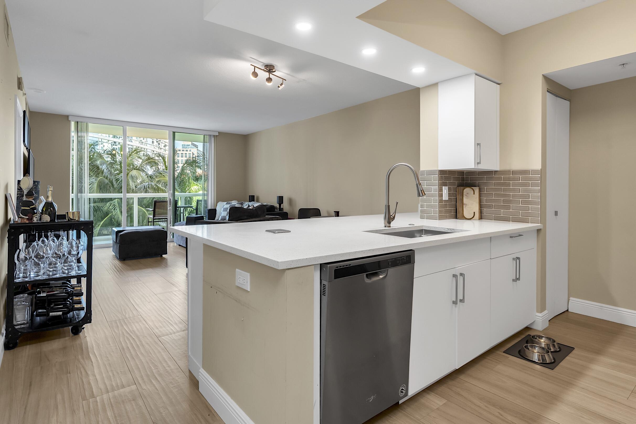 347 N New Riv #1007 Fort Lauderdale, FL 33301