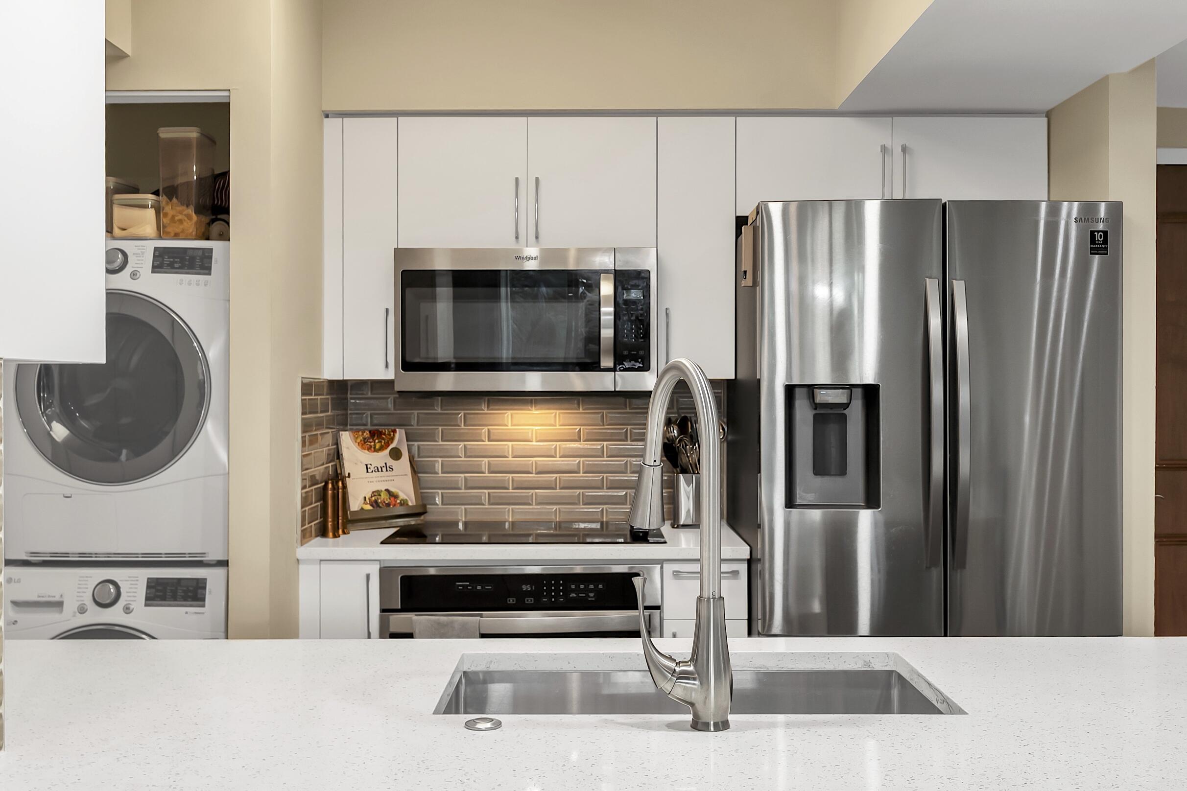 347 N New Riv #1007 Fort Lauderdale, FL 33301