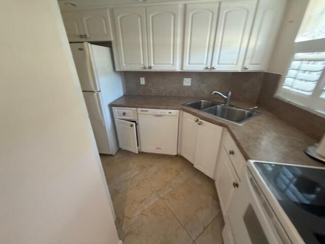 18081 SE Country Clb #121 Tequesta, FL 33469