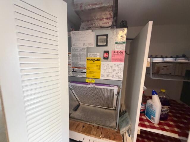 18081 SE Country Clb #121 Tequesta, FL 33469