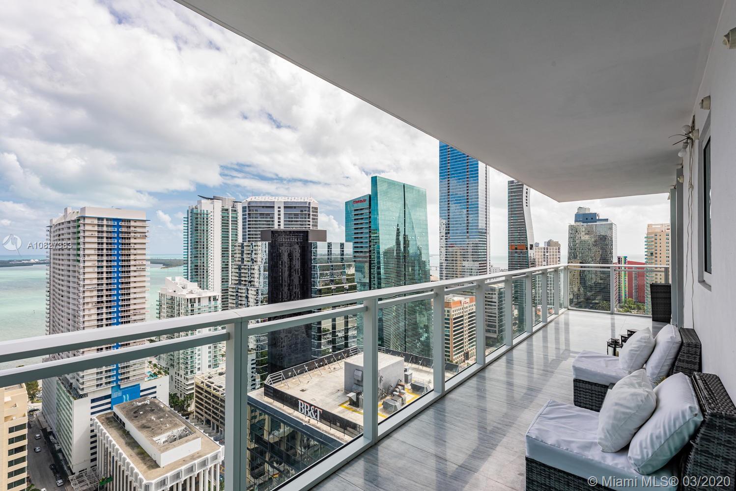 1080 Brickell Ave #3200