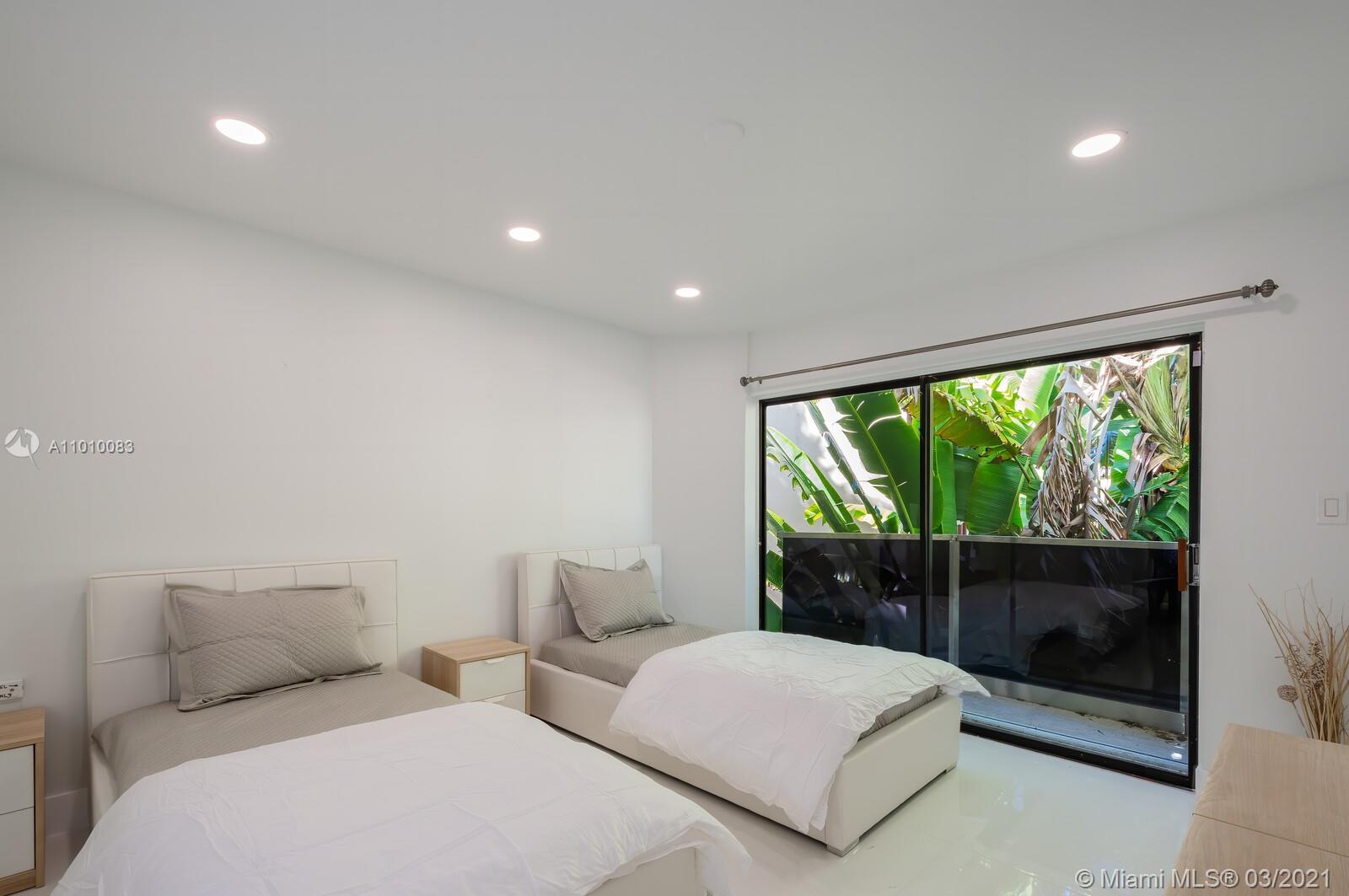 2575 Tigertail Ave -RENOVATED Miami, FL 33133