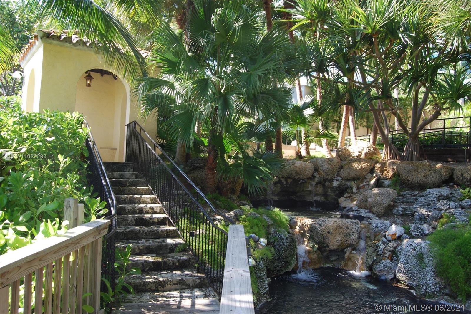 1643 Brickell Ave #PH4702 Miami, FL 33129