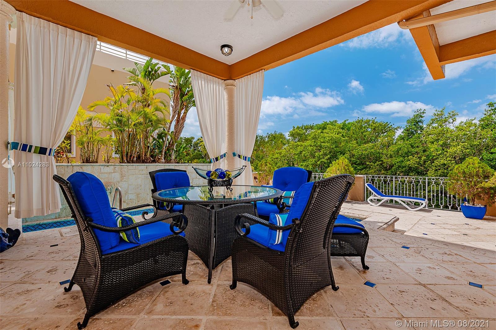 3550 Rockerman Rd Miami, FL 33133