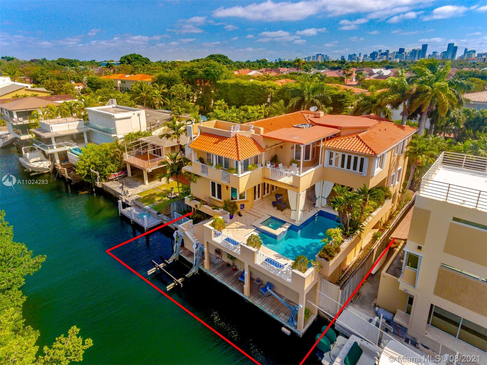 3550 Rockerman Rd Miami, FL 33133