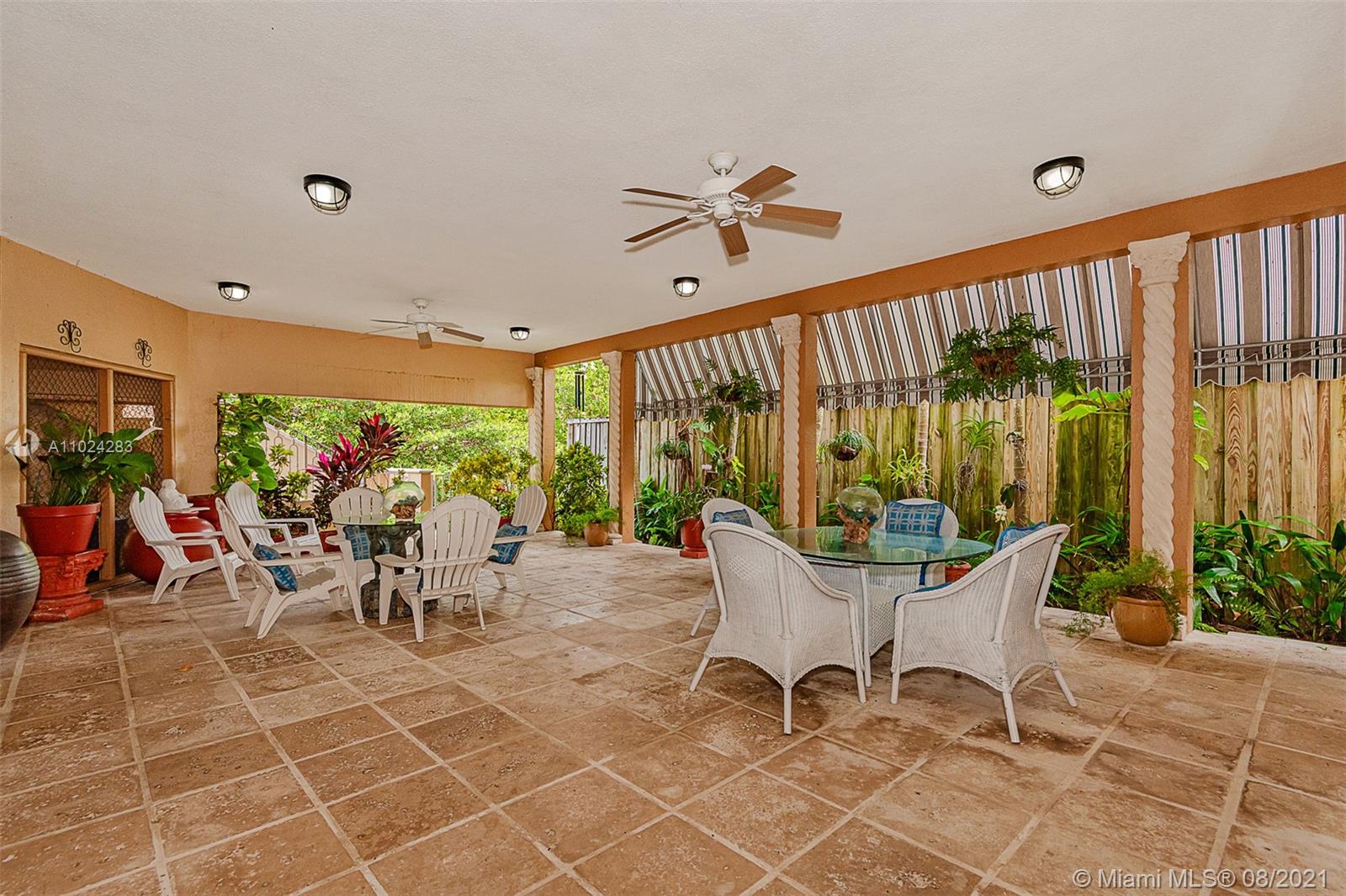 3550 Rockerman Rd Miami, FL 33133