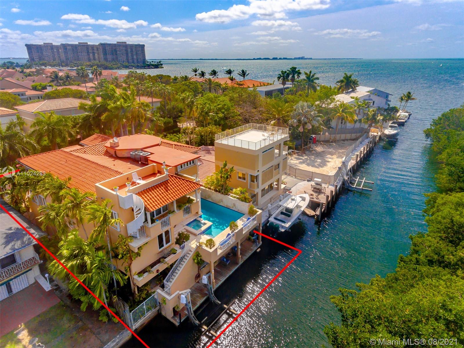 3550 Rockerman Rd Miami, FL 33133