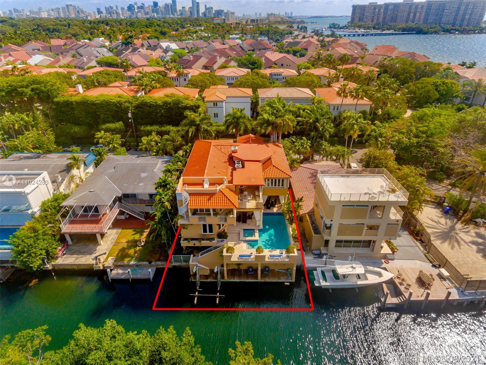 3550 Rockerman Rd Miami, FL 33133