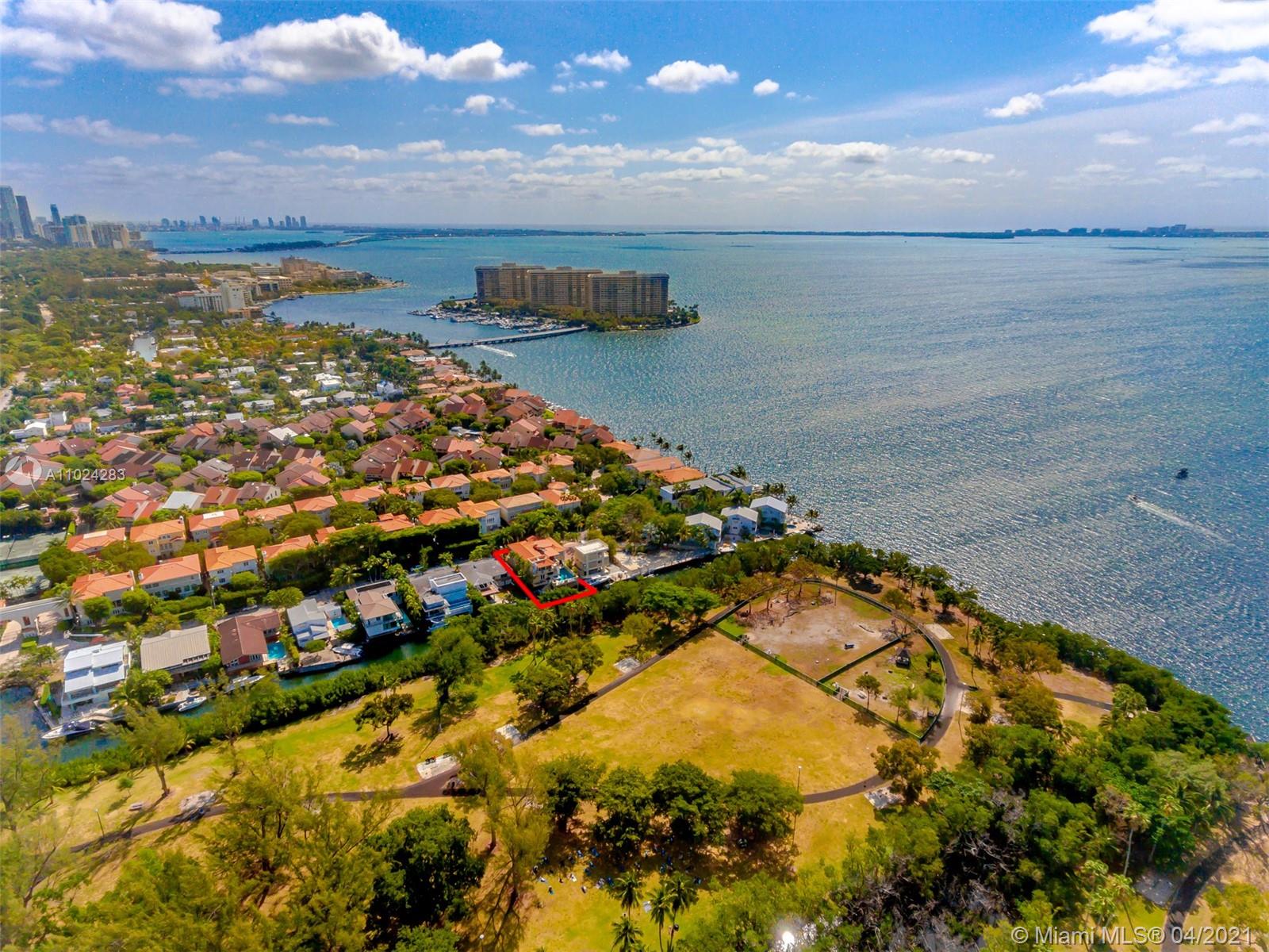 3550 Rockerman Rd Miami, FL 33133