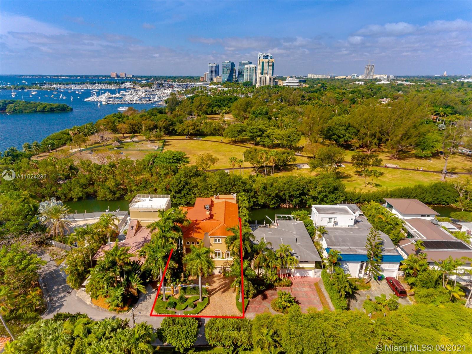 3550 Rockerman Rd Miami, FL 33133