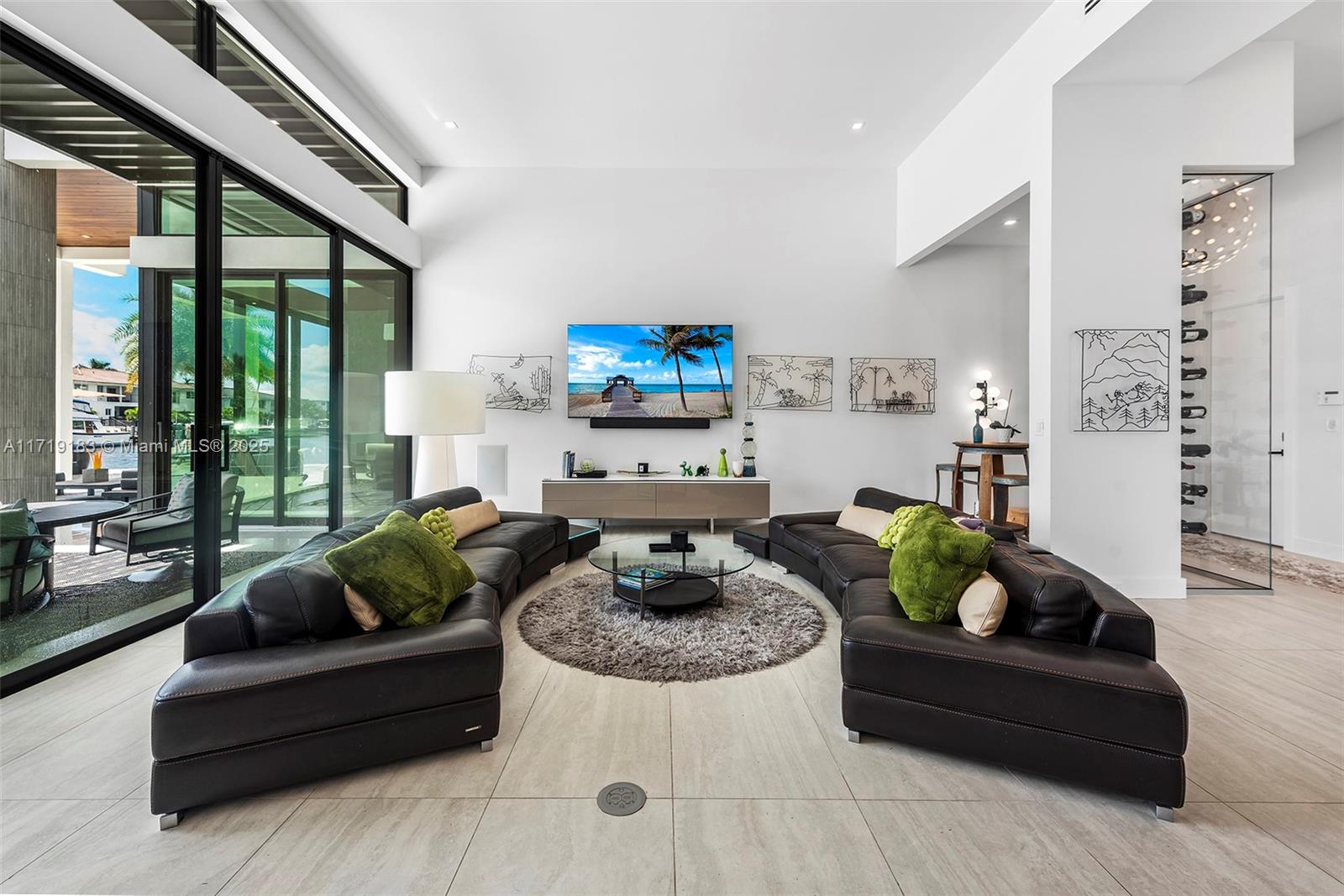 3701 NE 26th Ave Lighthouse Point, FL 33064