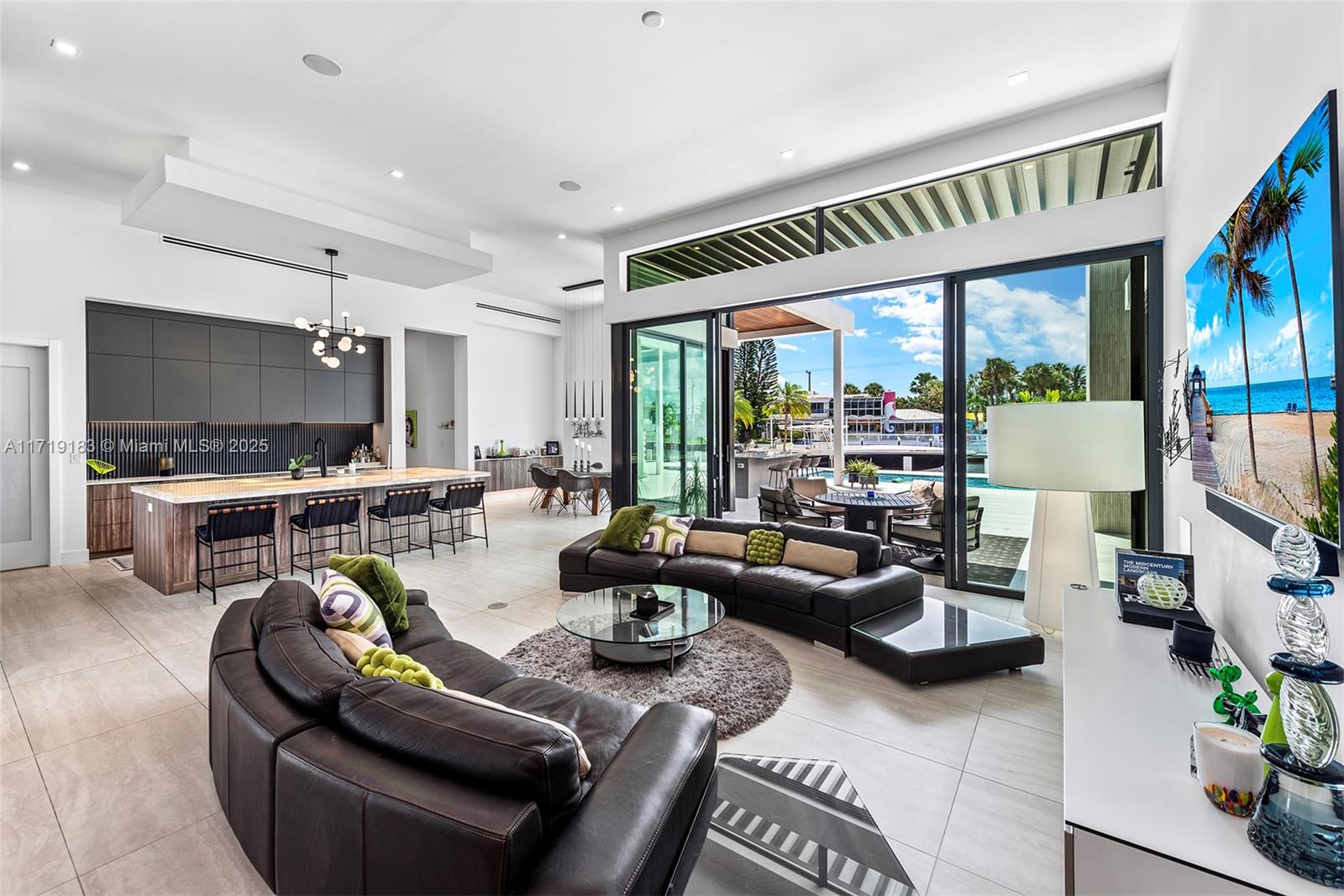 3701 NE 26th Ave Lighthouse Point, FL 33064