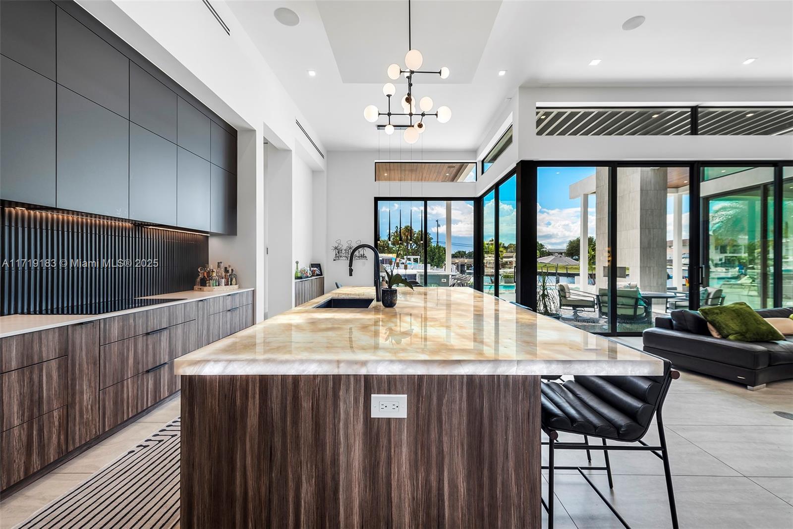 3701 NE 26th Ave Lighthouse Point, FL 33064