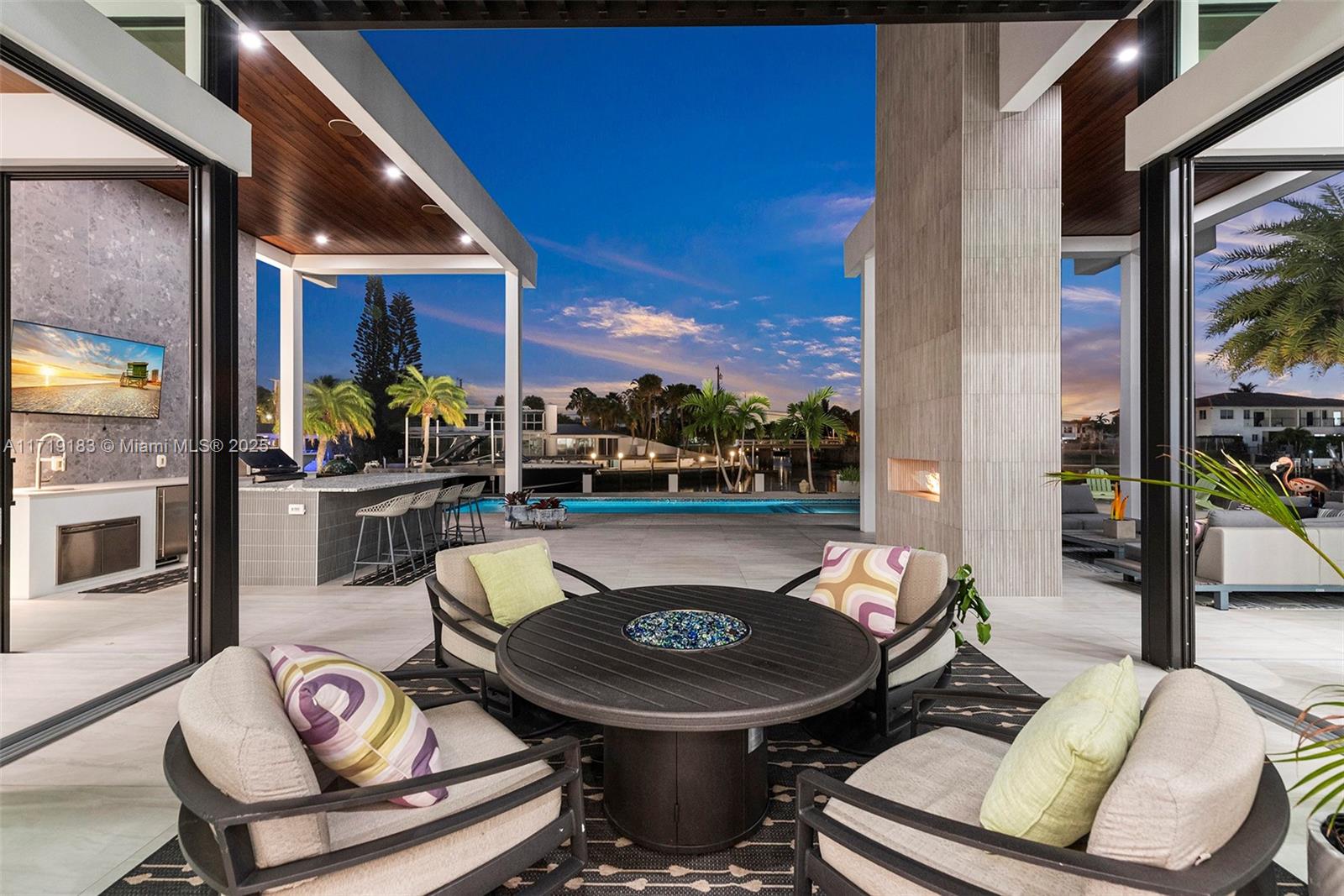 3701 NE 26th Ave Lighthouse Point, FL 33064