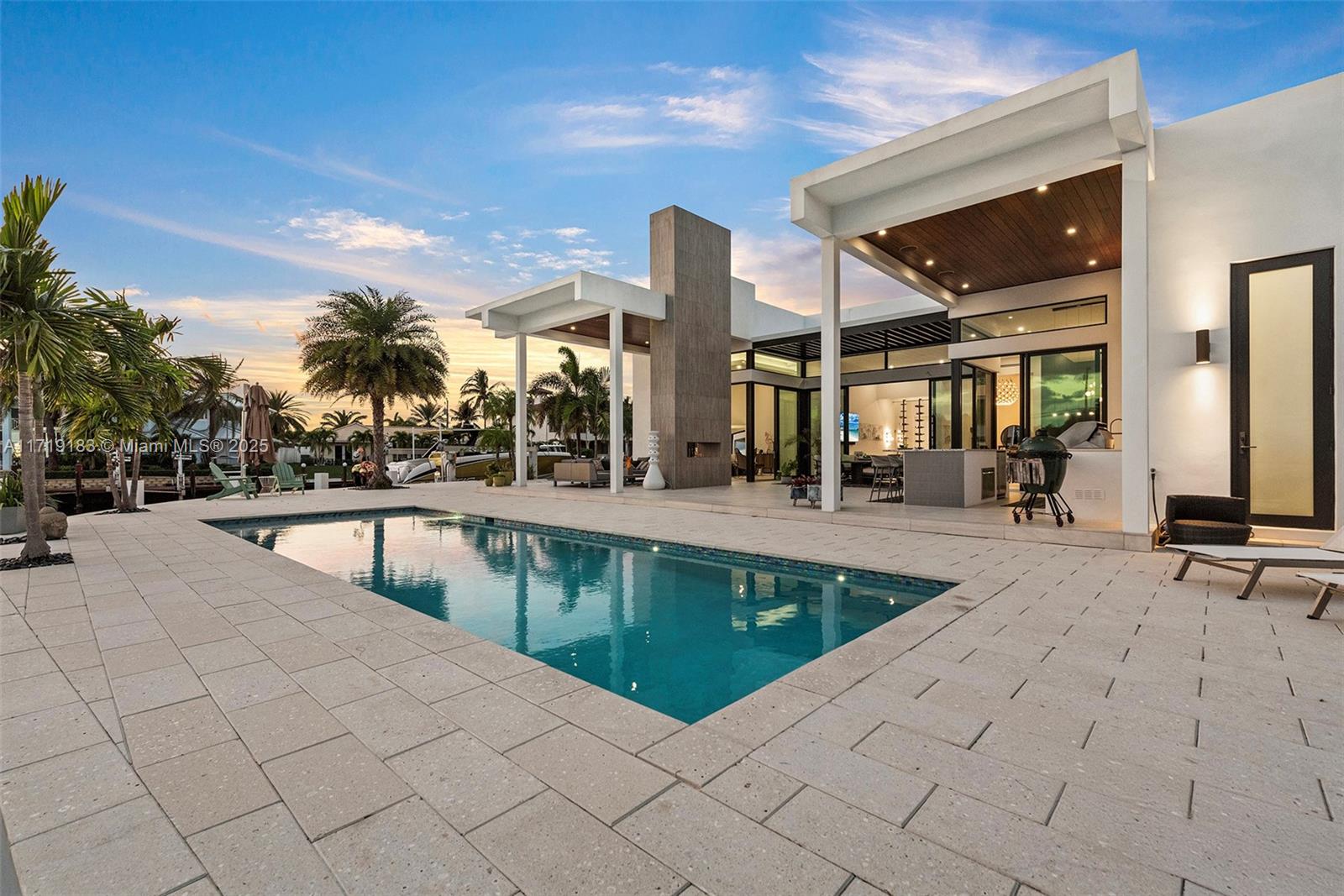 3701 NE 26th Ave Lighthouse Point, FL 33064