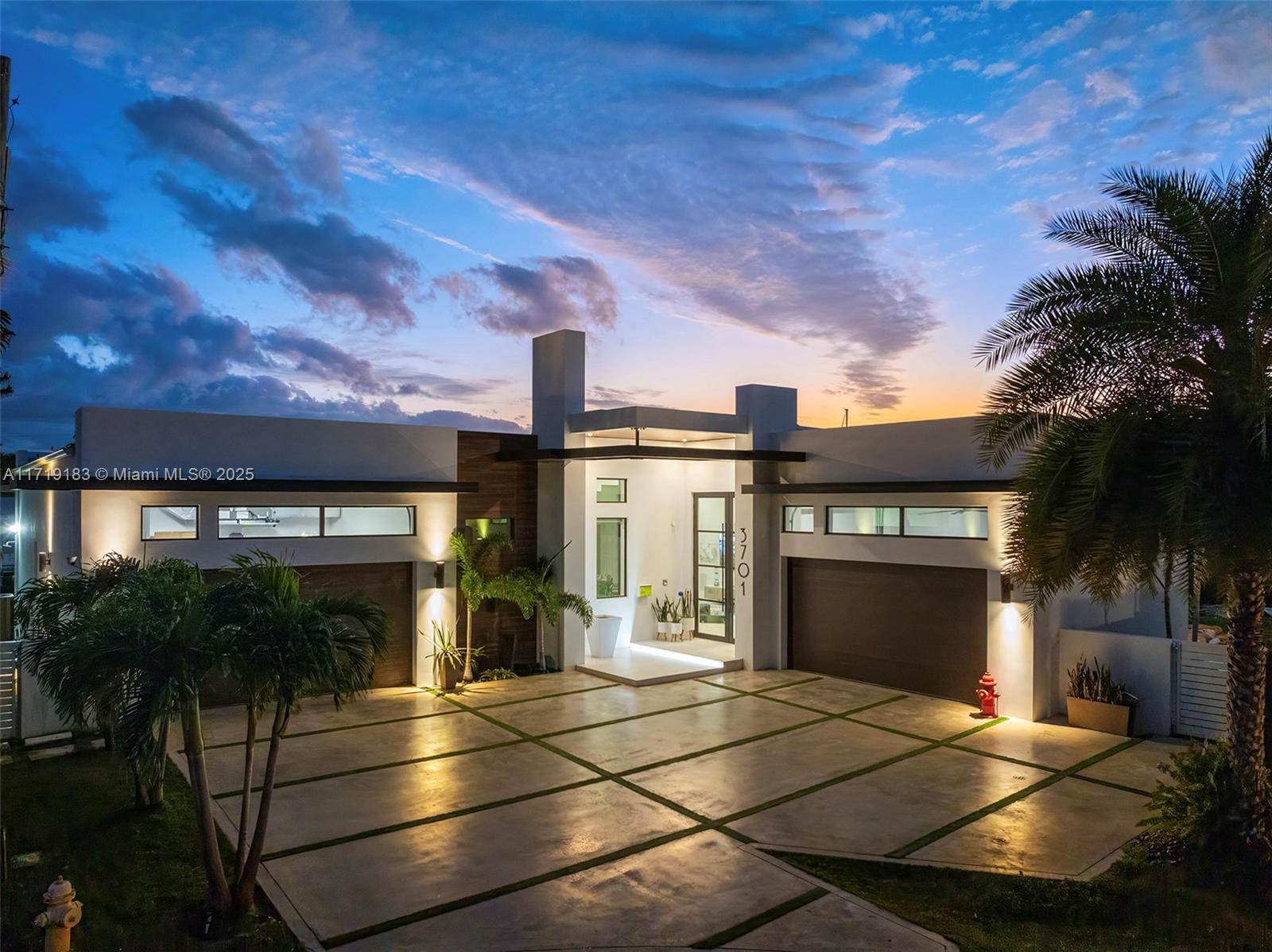 3701 NE 26th Ave Lighthouse Point, FL 33064