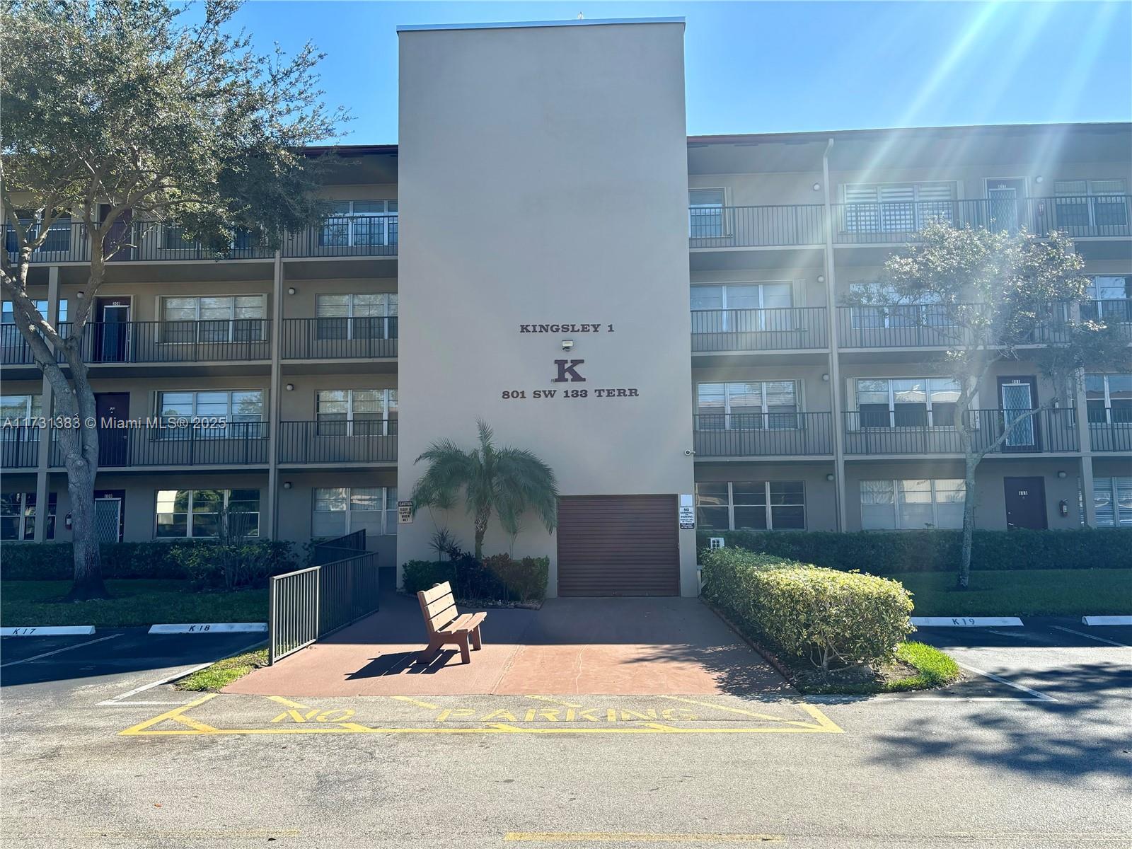 801 SW 133rd Ter #415K