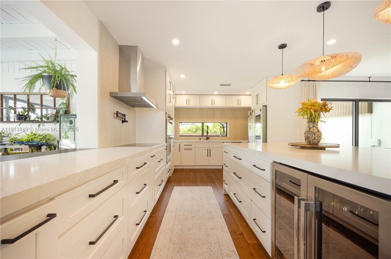 9670 SW 96th Ct Miami, FL 33176