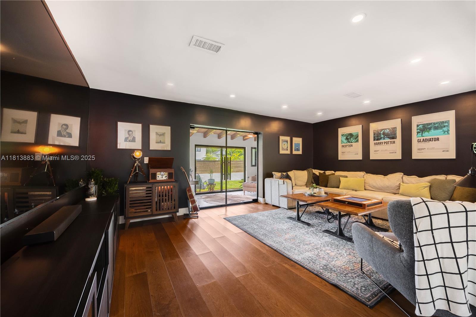 9670 SW 96th Ct Miami, FL 33176